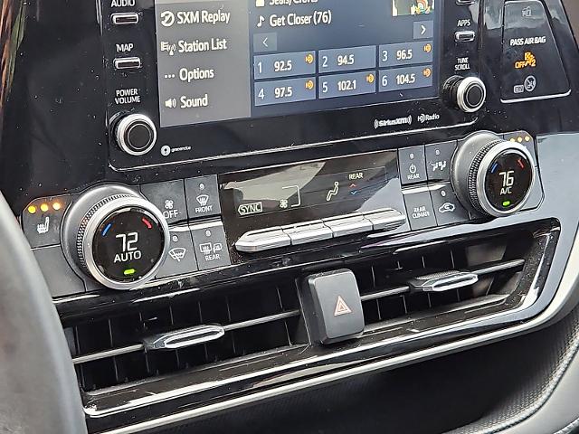 2021 Toyota Highlander Vehicle Photo in TREVOSE, PA 19053-4984