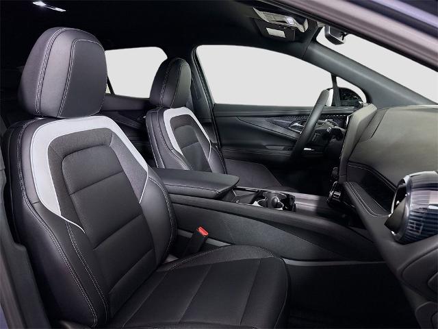 2025 Chevrolet Blazer EV Vehicle Photo in PUYALLUP, WA 98371-4149
