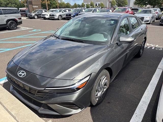 2024 Hyundai ELANTRA Vehicle Photo in Philadelphia, PA 19116