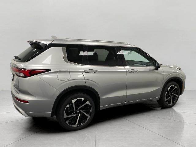 2024 Mitsubishi Outlander Vehicle Photo in Appleton, WI 54913