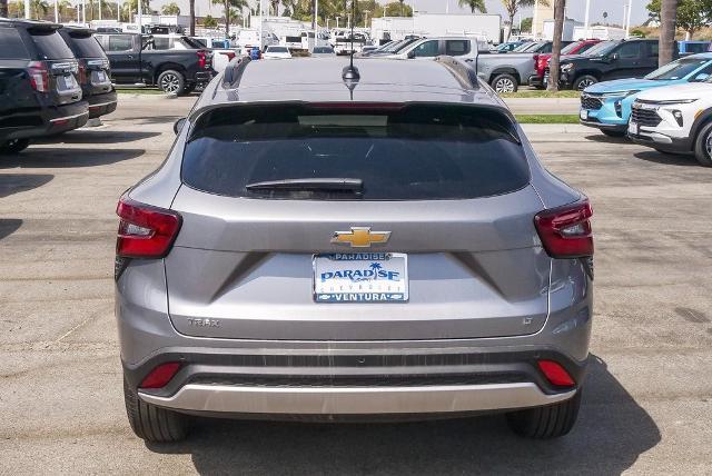 2025 Chevrolet Trax Vehicle Photo in VENTURA, CA 93003-8585