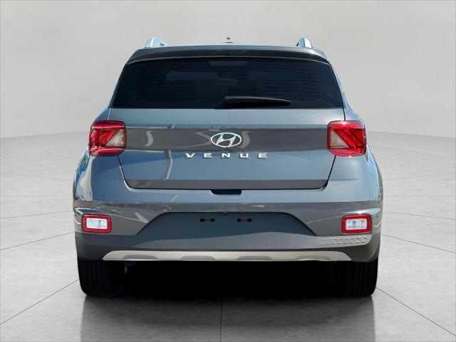 2025 Hyundai VENUE Vehicle Photo in Green Bay, WI 54304