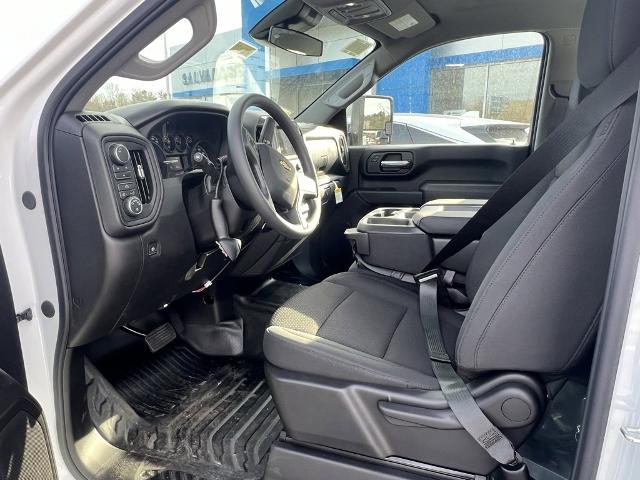 2025 Chevrolet Silverado 2500 HD Vehicle Photo in GARDNER, MA 01440-3110