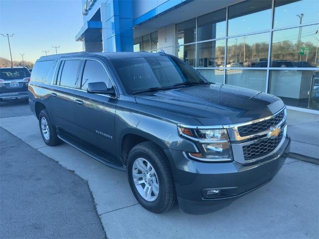 2019 Chevrolet Suburban Vehicle Photo in ALCOA, TN 37701-3235