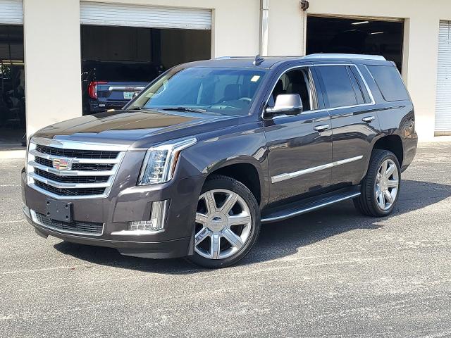 2017 Cadillac Escalade Vehicle Photo in POMPANO BEACH, FL 33064-7091