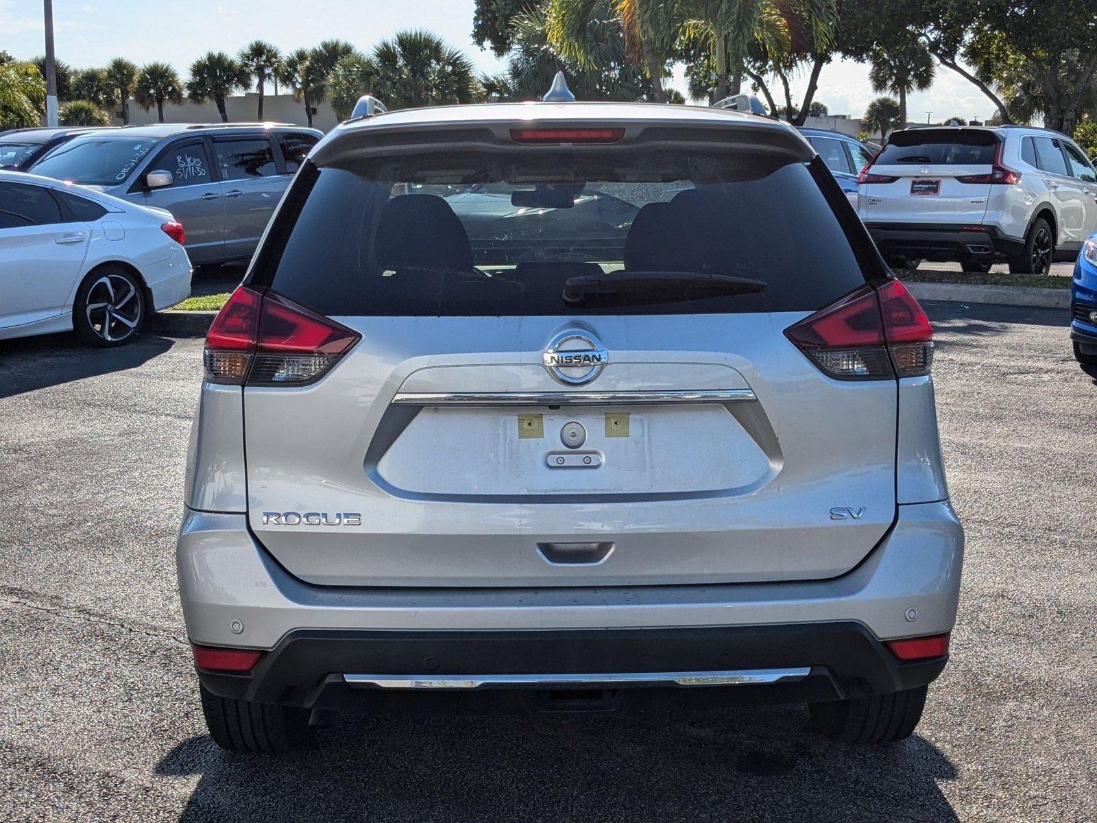 2020 Nissan Rogue Vehicle Photo in Miami, FL 33015