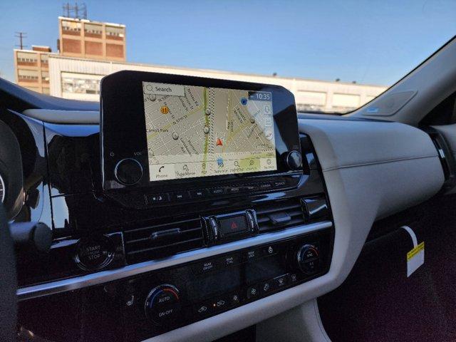 2025 Nissan Pathfinder Vehicle Photo in Ardmore, PA 19003