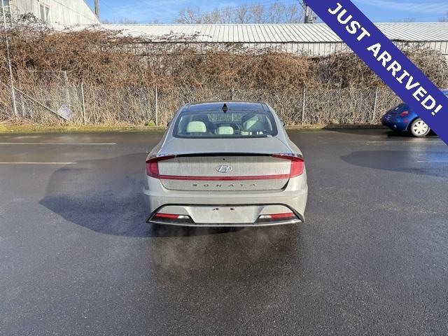 2023 Hyundai SONATA Hybrid Vehicle Photo in Puyallup, WA 98371