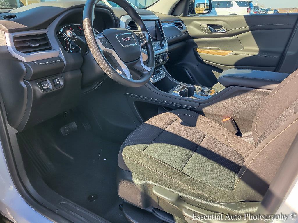 2023 GMC Acadia Vehicle Photo in AURORA, IL 60503-9326
