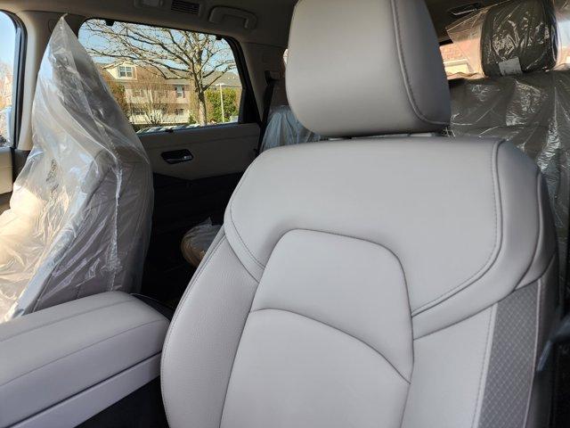 2025 Nissan Pathfinder Vehicle Photo in Ardmore, PA 19003