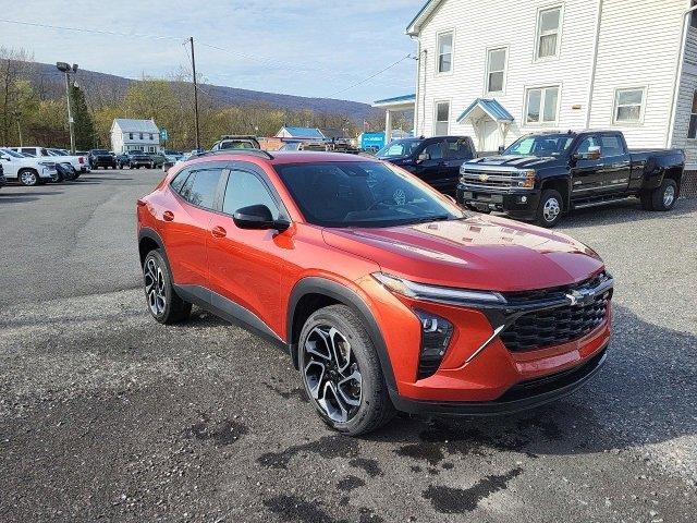 2024 Chevrolet Trax Vehicle Photo in THOMPSONTOWN, PA 17094-9014