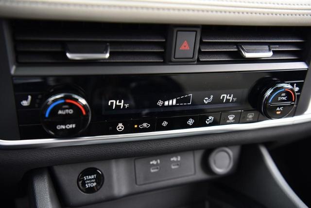 2025 Nissan Rogue Vehicle Photo in Ballwin, MO 63011