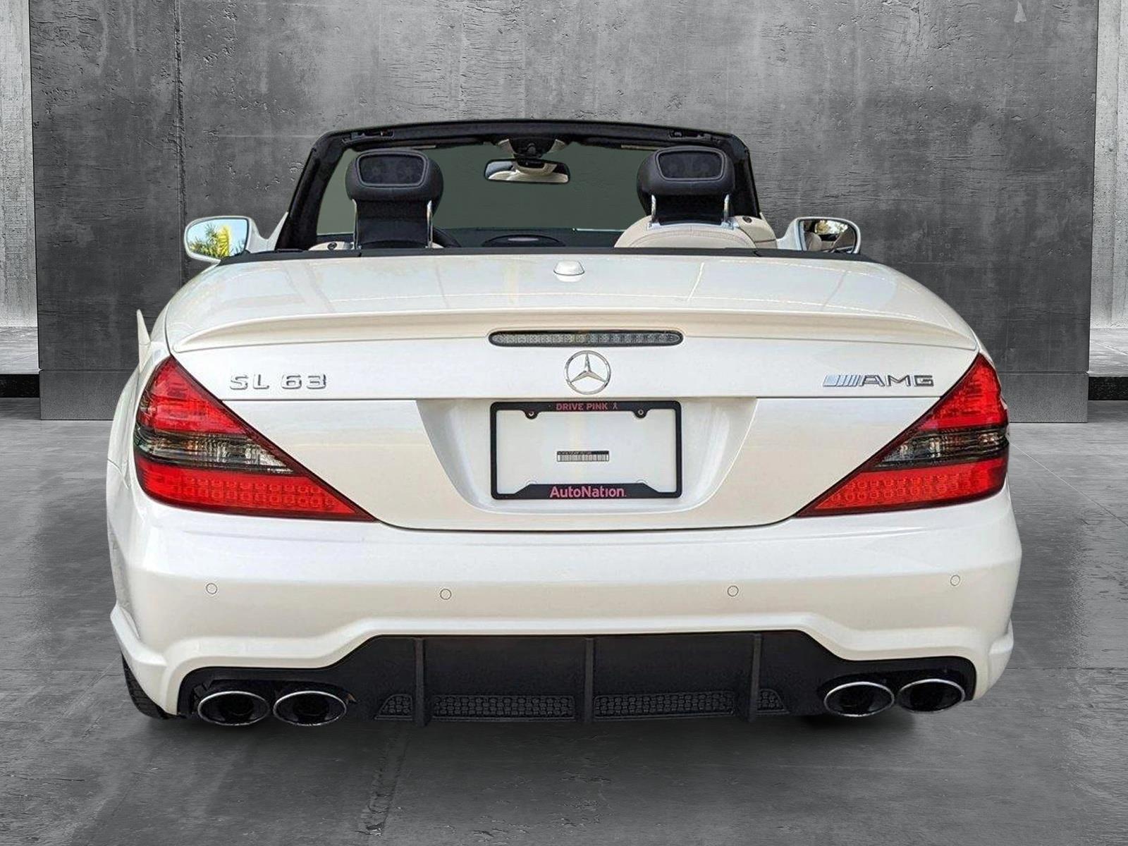 2009 Mercedes-Benz SL-Class Vehicle Photo in Pompano Beach, FL 33064
