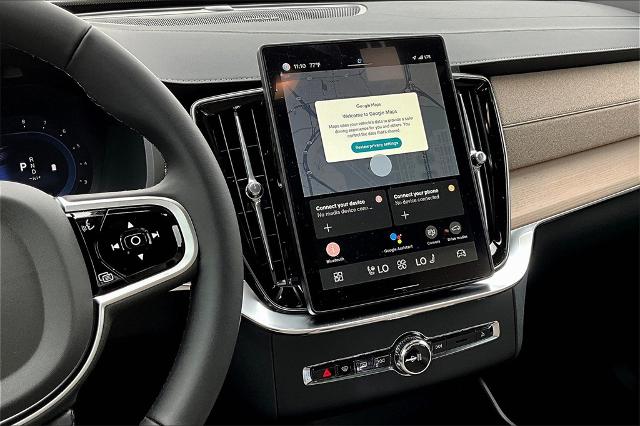 2025 Volvo XC90 Vehicle Photo in Grapevine, TX 76051