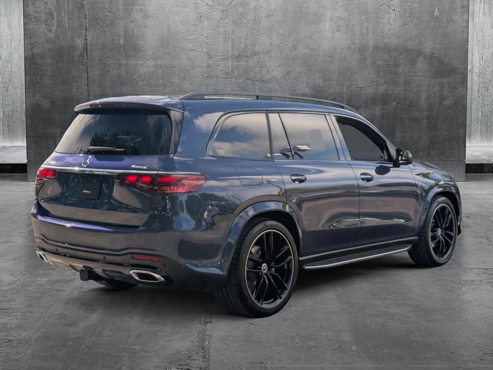2024 Mercedes-Benz GLS Vehicle Photo in Coconut Creek, FL 33073