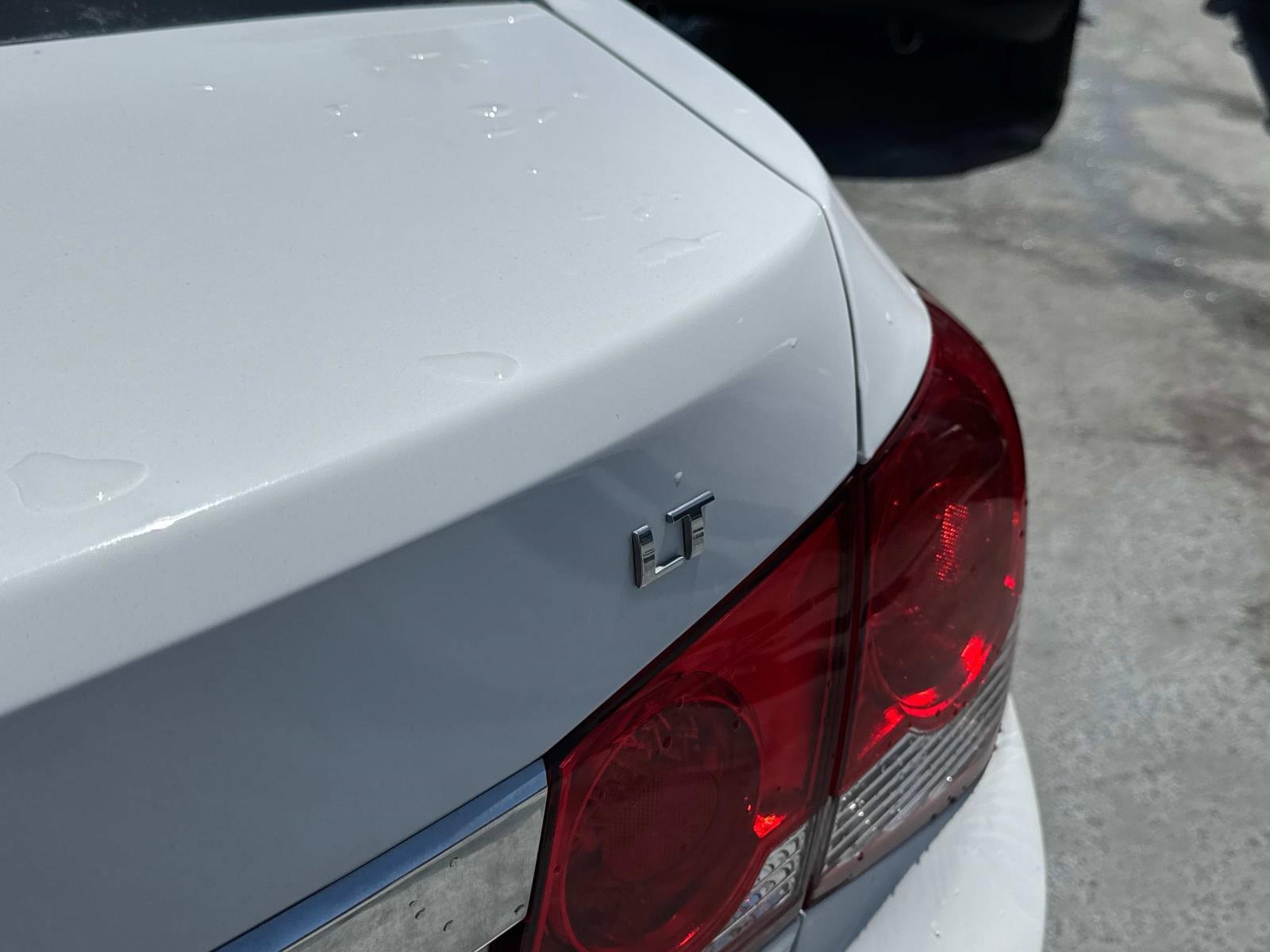 2014 Chevrolet Cruze Vehicle Photo in LOS ANGELES, CA 90007-3794