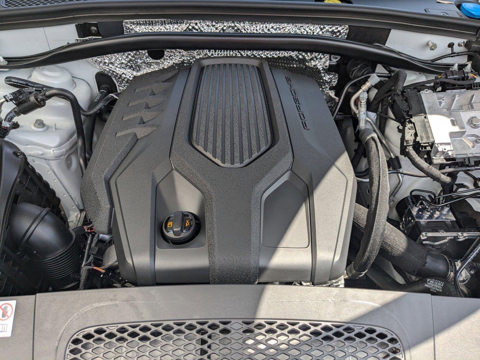 2025 Porsche Macan Vehicle Photo in Maitland, FL 32751