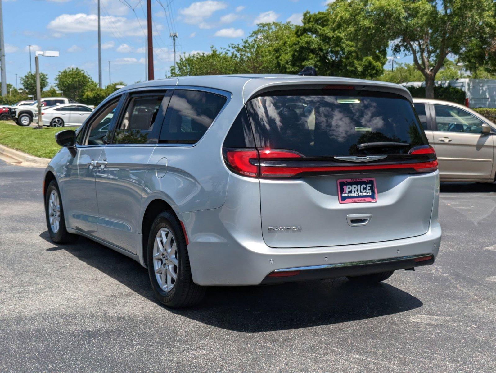 2023 Chrysler Pacifica Vehicle Photo in Jacksonville, FL 32244