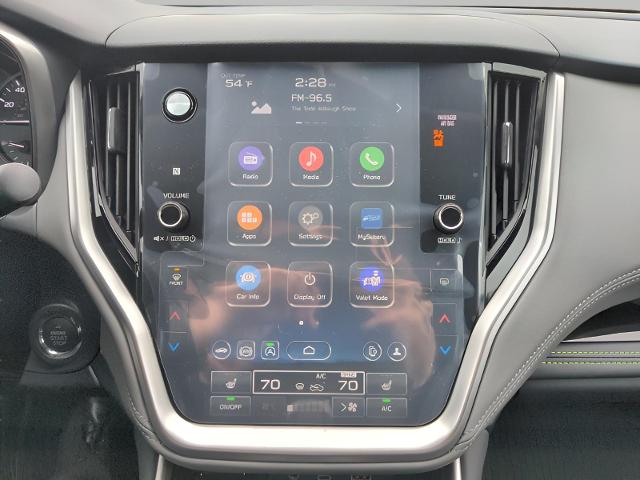 2025 Subaru Outback Vehicle Photo in Green Bay, WI 54304