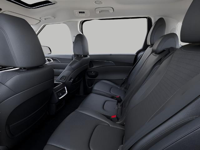 2025 Kia Carnival Hybrid Vehicle Photo in Appleton, WI 54914