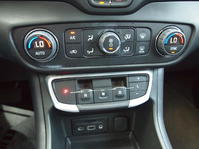 2022 GMC Terrain Vehicle Photo in MADISON, IN 47250-1611