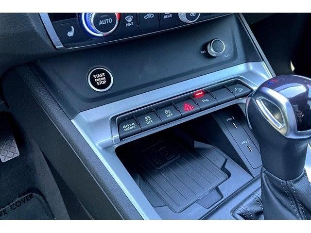 2024 Audi Q3 Vehicle Photo in San Antonio, TX 78230