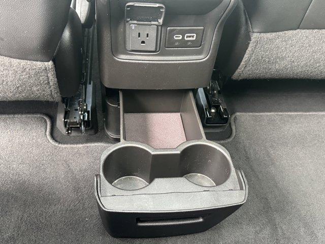 2023 GMC Acadia Vehicle Photo in LEOMINSTER, MA 01453-2952