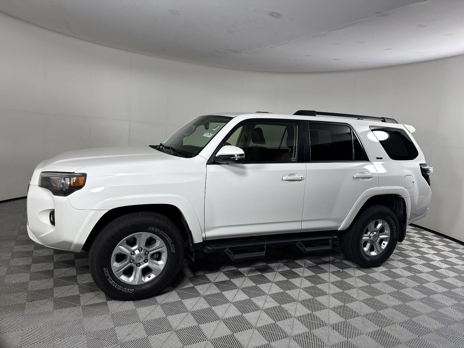 2021 Toyota 4Runner Vehicle Photo in GEORGETOWN, TX 78626-7508