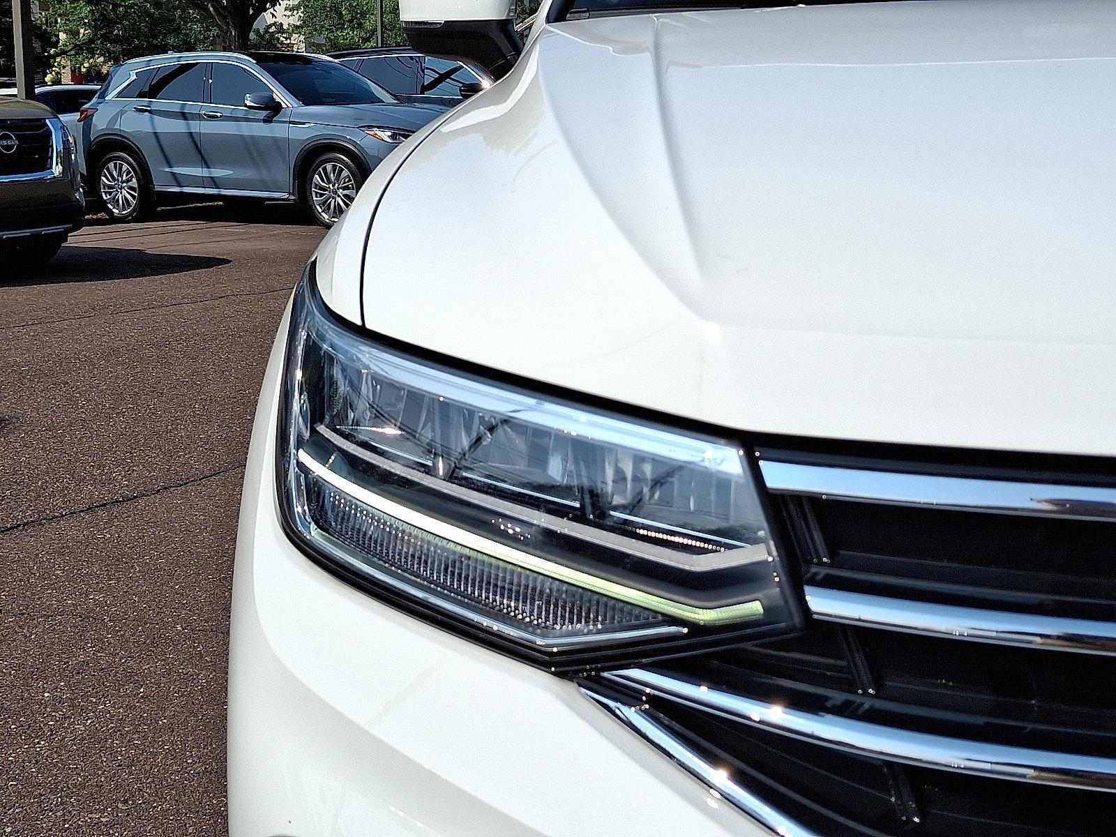 2022 Volkswagen Tiguan Vehicle Photo in Willow Grove, PA 19090