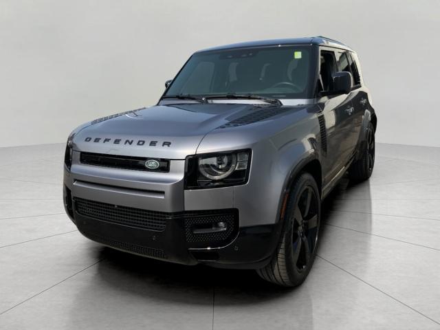 2024 Land Rover Defender Vehicle Photo in GREEN BAY, WI 54303-3330