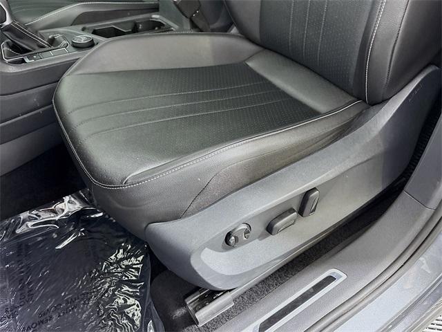 2022 Volkswagen Tiguan Vehicle Photo in Puyallup, WA 98371