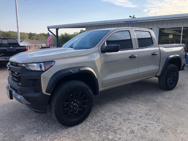 Used 2024 Chevrolet Colorado Trail Boss with VIN 1GCPTEEK7R1154421 for sale in Tishomingo, OK