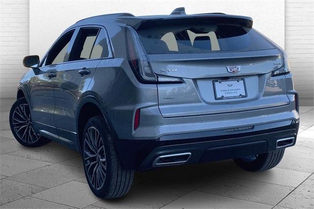 2024 Cadillac XT4 Vehicle Photo in KANSAS CITY, MO 64114-4545