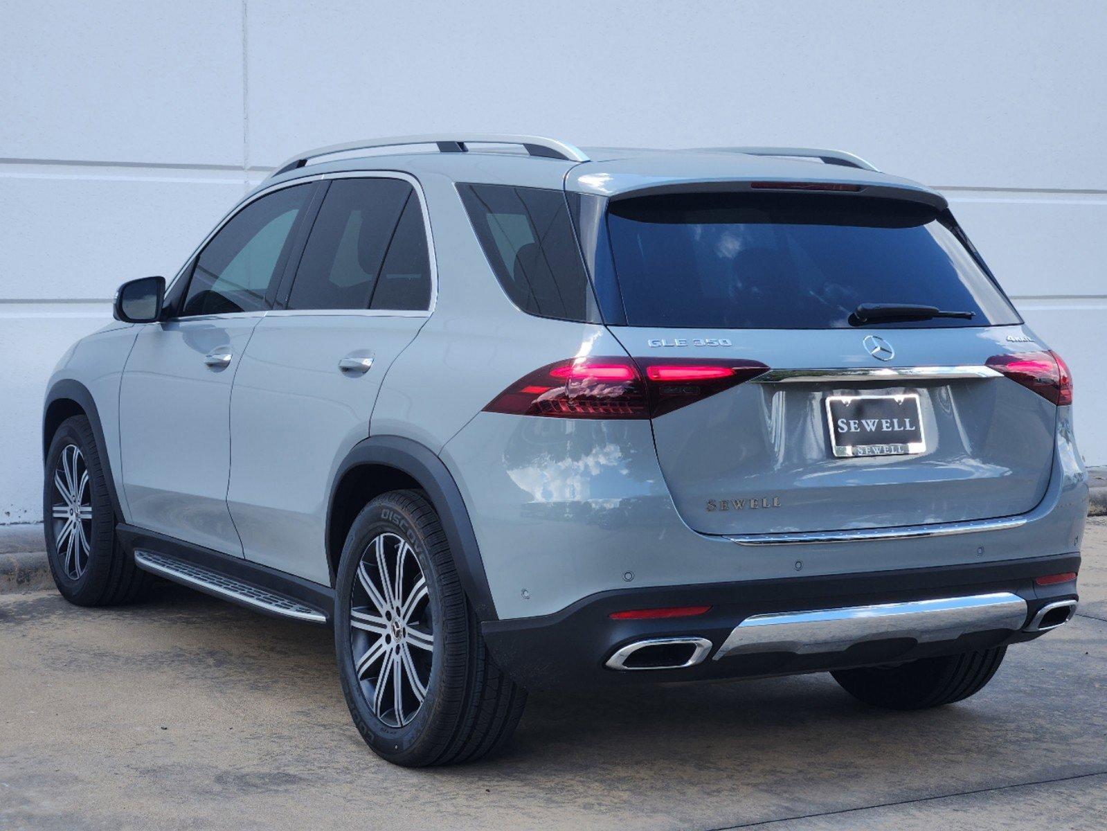 2025 Mercedes-Benz GLE Vehicle Photo in HOUSTON, TX 77079