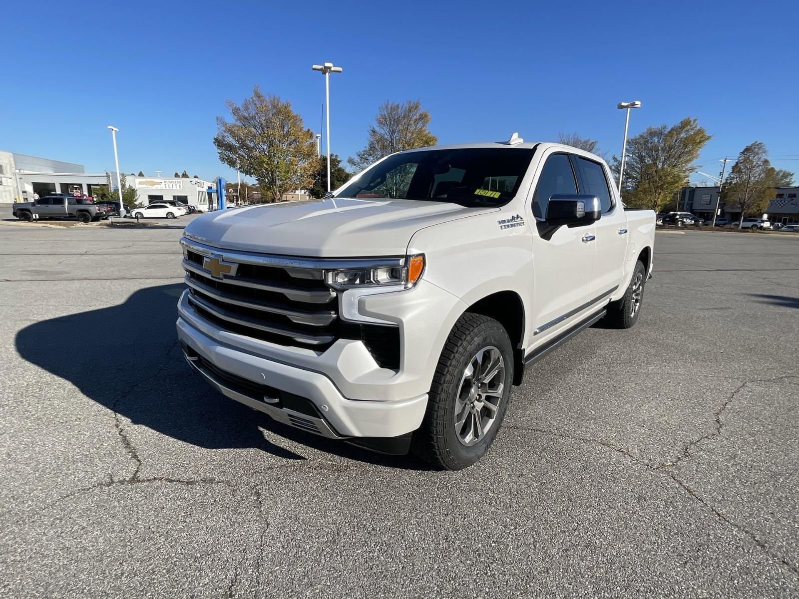 2025 Chevrolet Silverado 1500 Vehicle Photo in BENTONVILLE, AR 72712-4322