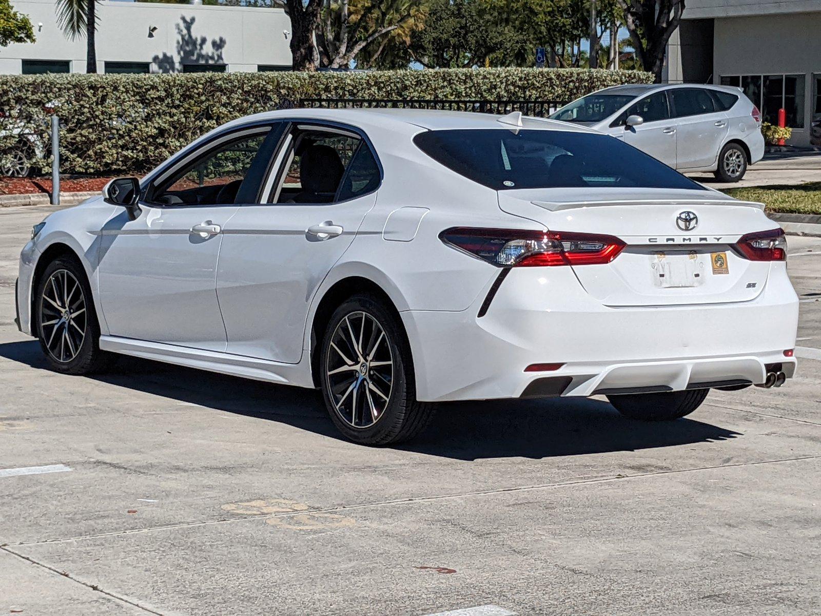 2021 Toyota Camry Vehicle Photo in Davie, FL 33331