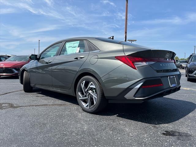 2024 Hyundai ELANTRA Vehicle Photo in Shiloh, IL 62269