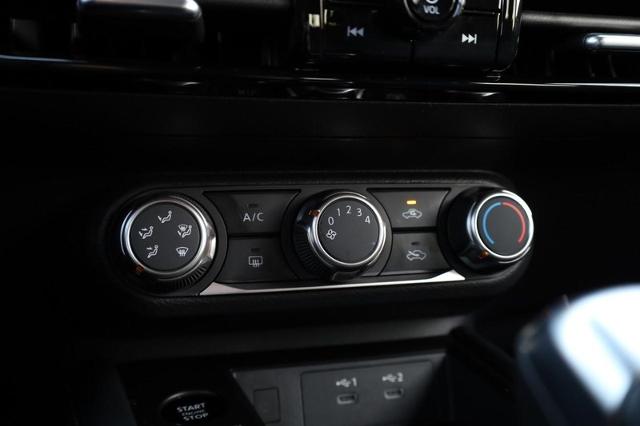 2025 Nissan Kicks Vehicle Photo in Ballwin, MO 63011