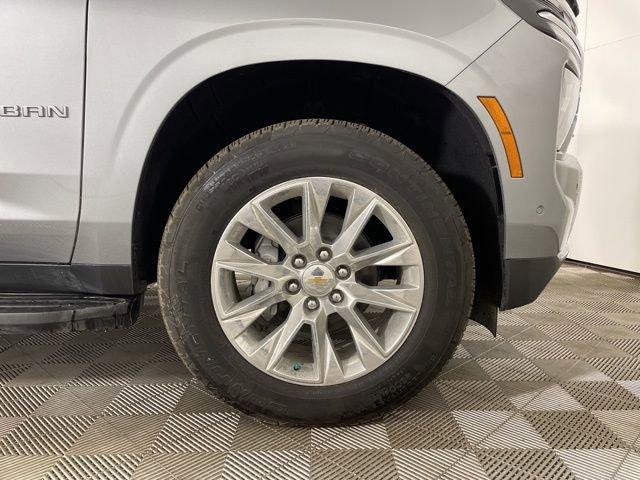 2025 Chevrolet Suburban Vehicle Photo in PHOENIX, AZ 85014-3381