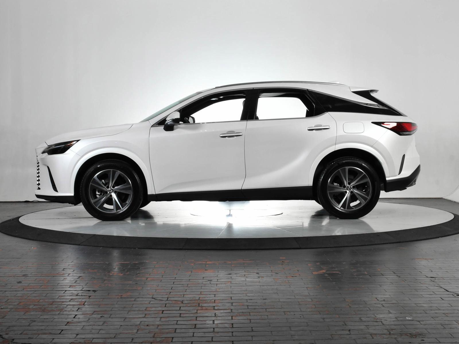 2023 Lexus RX 350 Vehicle Photo in DALLAS, TX 75235