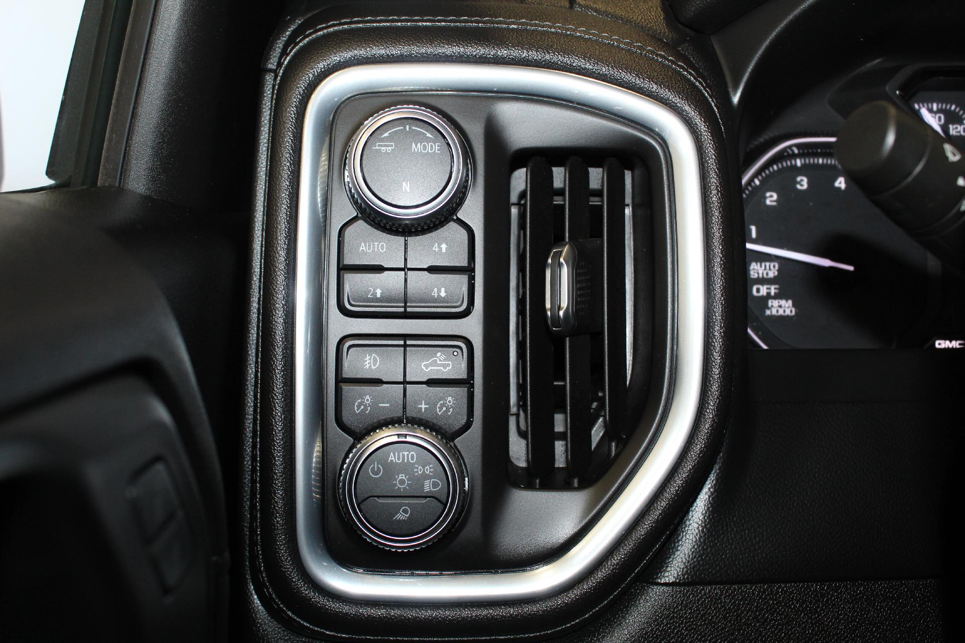 2021 GMC Sierra 1500 Vehicle Photo in NORTHAMPTON, MA 01060-1120