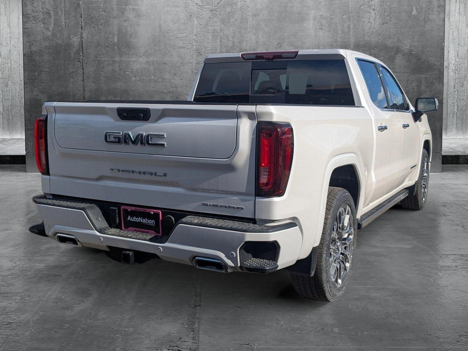 2025 GMC Sierra 1500 Vehicle Photo in LONE TREE, CO 80124-2750