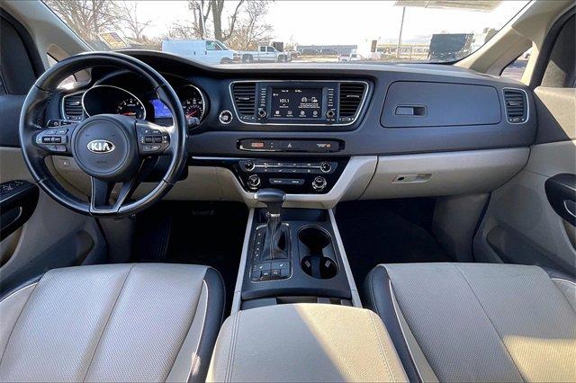 2017 Kia Sedona Vehicle Photo in INDEPENDENCE, MO 64055-1314