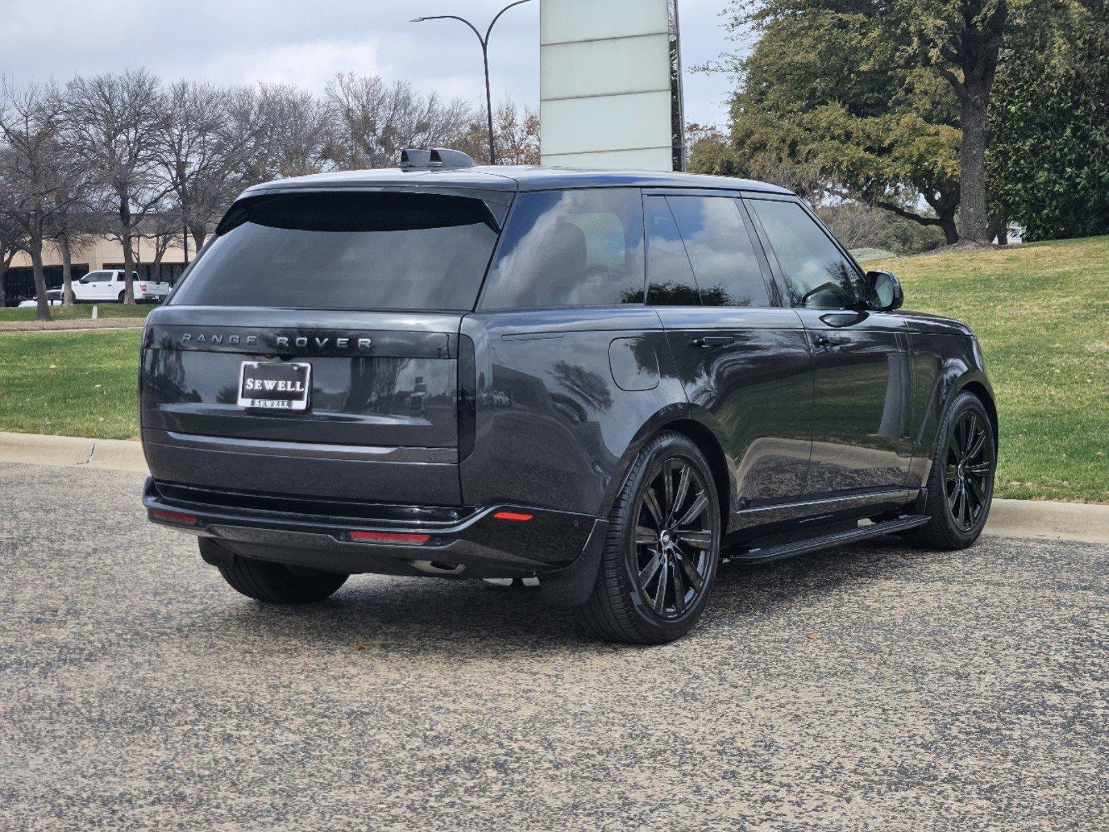 2025 Range Rover Vehicle Photo in FORT WORTH, TX 76132