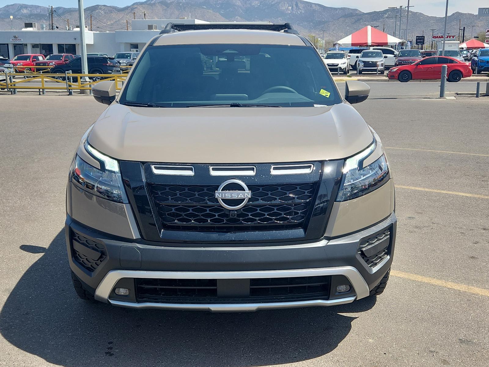 2025 Nissan Pathfinder Vehicle Photo in Albuquerque, NM 87110