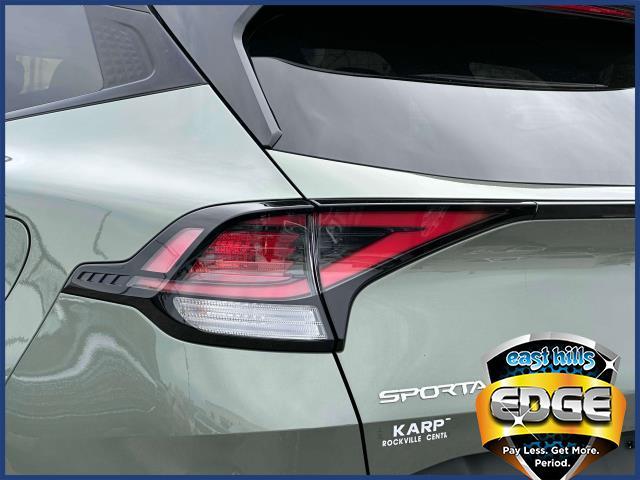 2023 Kia Sportage Vehicle Photo in Roslyn, NY 11576