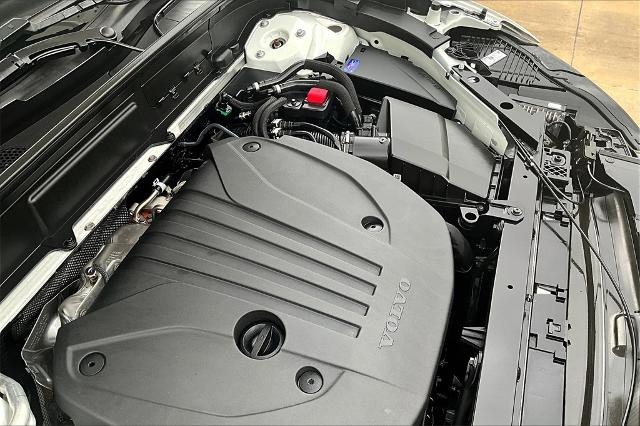 2022 Volvo XC60 Vehicle Photo in Houston, TX 77007