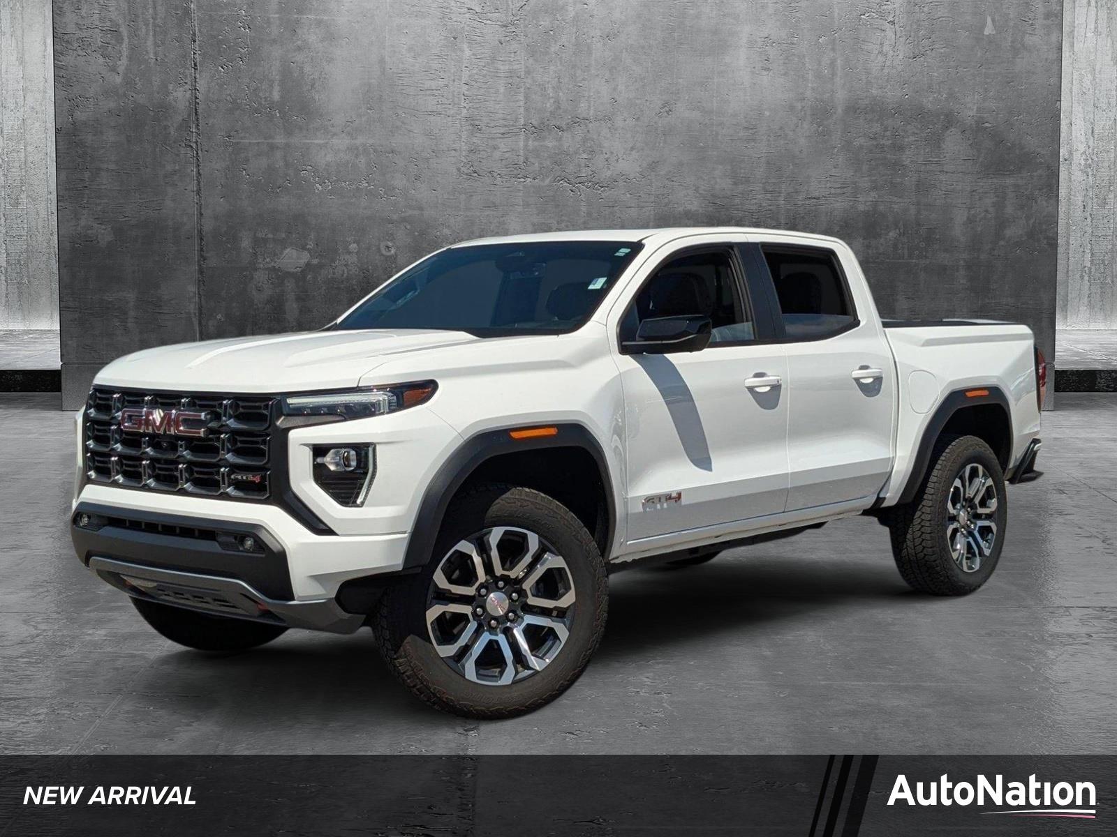 2024 GMC Canyon Vehicle Photo in St. Petersburg, FL 33713