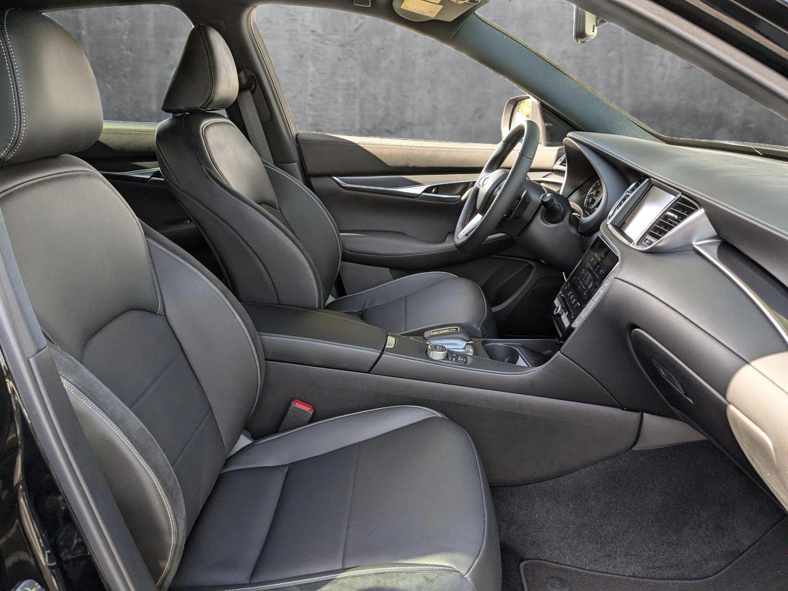2025 INFINITI QX50 Vehicle Photo in Tampa, FL 33614