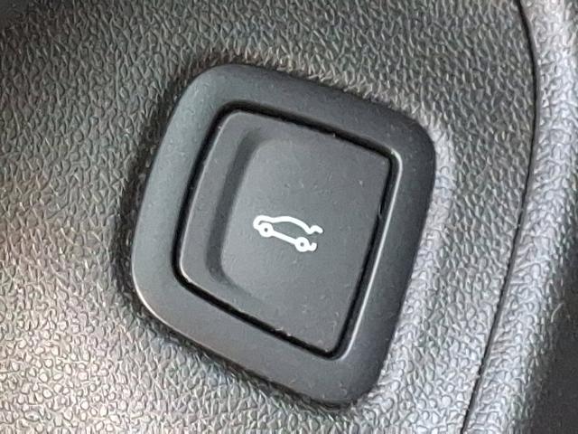 2023 Cadillac CT4 Vehicle Photo in TREVOSE, PA 19053-4984